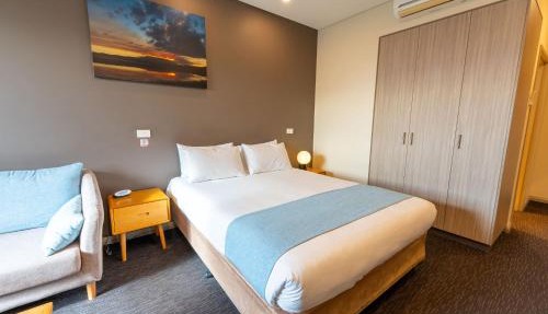 Foreshore Hotel