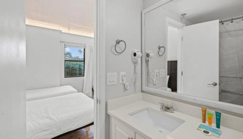 2 Bedroom apartment near Universal Inter. Drive