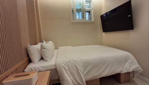 Rio Hotel-Hoegi Station, Subway Line 1