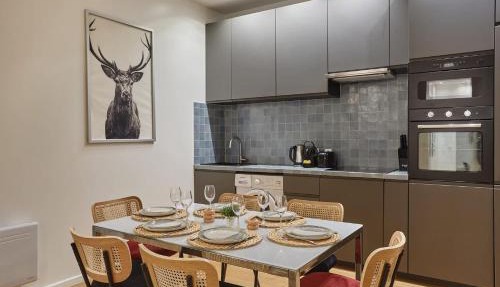 New Apartment 2 bedrooms center of Paris by Studio prestige
