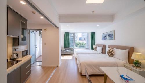 Tyms Xuhui Spacious 1BR APT