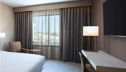 AC Hotel by Marriott Waco Downtown
