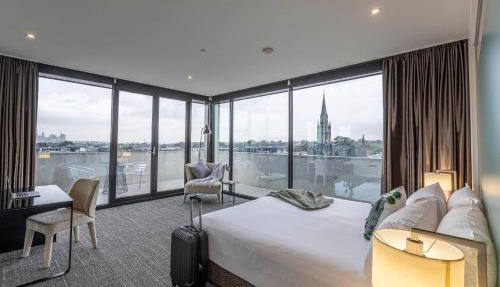 MainStay Suites Hawthorn
