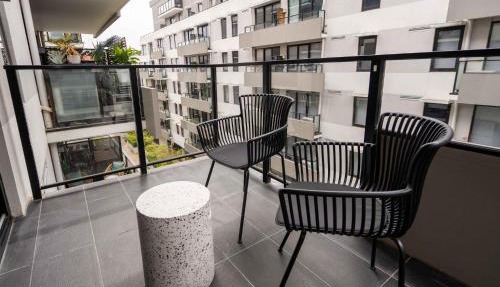 Idyllic 1-Bed Near Popular Shopping Streets