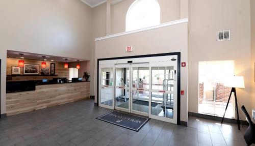 Country Inn & Suites by Radisson, Harrisburg - Hershey West, PA