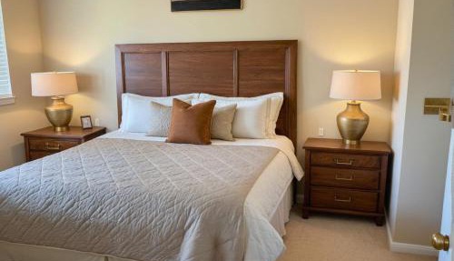 Modern Venice Beach Stay - Walk to Marina & Boardwalk