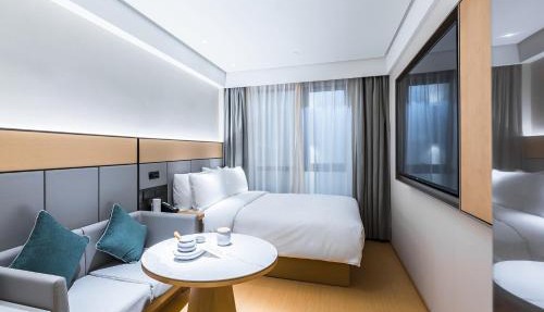 JI Hotel Shanghai Lujiazui World Plaza