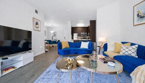 Venice Marina Pool and Spa Luxury Condo