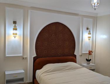 Majorelle Terracotta Spa