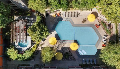 Aiden Austin City Hotel