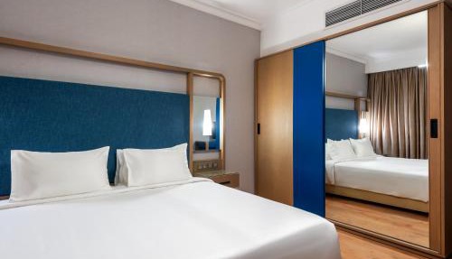 Nile Suites Plaza Hotel Apartments