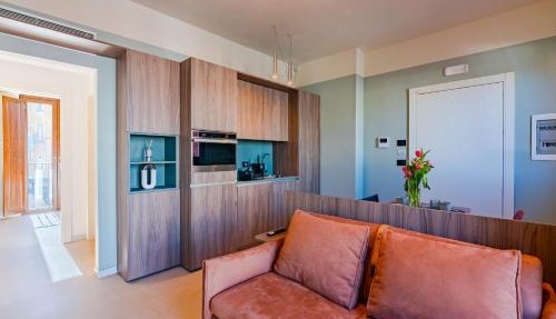 MIA HOME experience