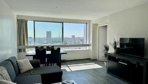 Apartment Paris La Défense Eiffel Tower Skyline