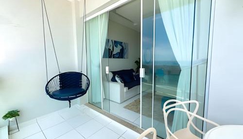 SHB - Wake up the blue of sea outside your window