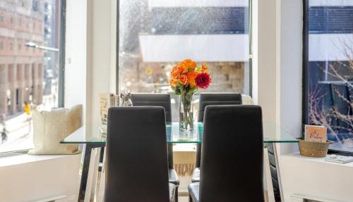 Inner-City Apartment –Prime Bishop St Location