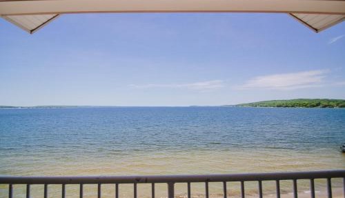Bayshore Resort