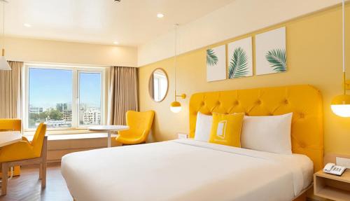 Bloom Hub l WEH Andheri