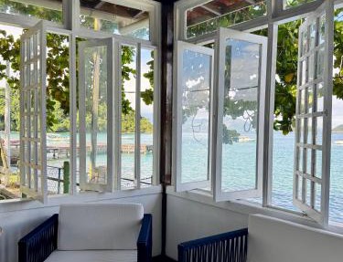 Pousada Gipoia - quartos com vista para o mar