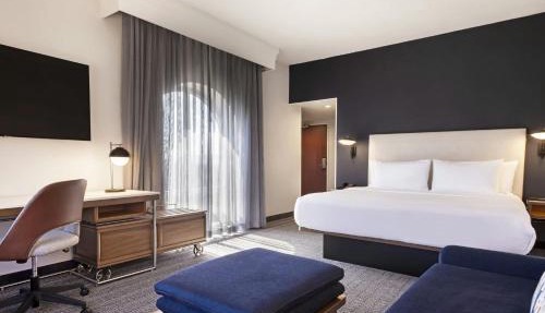 Courtyard by Marriott Baldwin Park