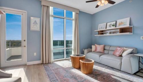 2 Bdrm Penthouse with Billiards