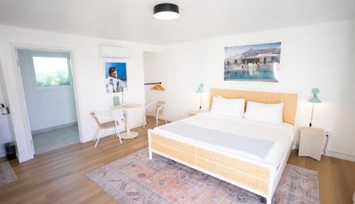 Aliza Hotel