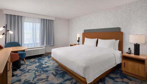 Hampton Inn & Suites by Hilton San Diego SeaWorld Near Old Town