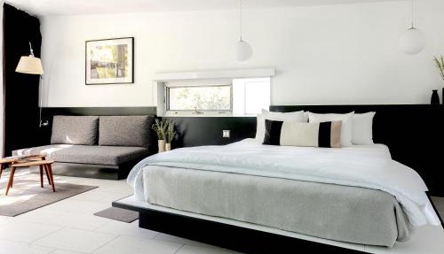 Frame Hotel - Treehouse