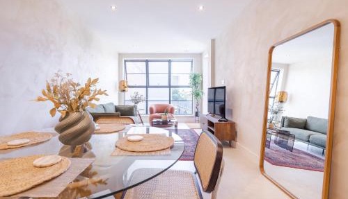 Penthouse Peaceful 2 Bed Fulham West Kensington