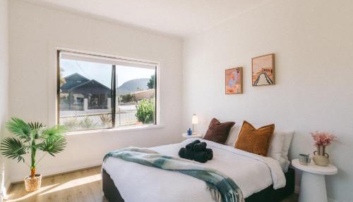 Hobart Riverside Cosy 4BR - 10mins to Hobart CBD