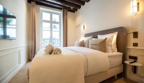 Appartement de luxe d'une chambre près du Louvre II