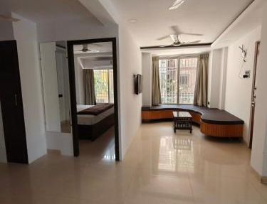 Spacious 1 BHK Apartment in Sanpada, 9 mins from Vashi Station