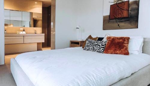 Spahaus Getaway on Morris