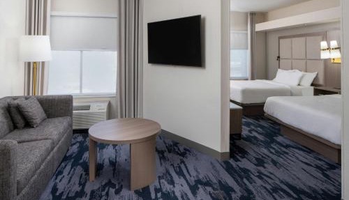 Fairfield Inn & Suites by Marriott Lafayette South