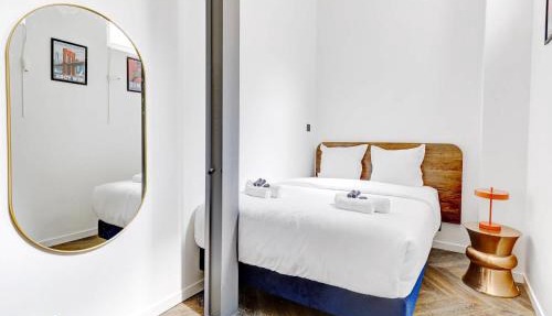 appartement de Luxe haussmannien aux champs-elysees