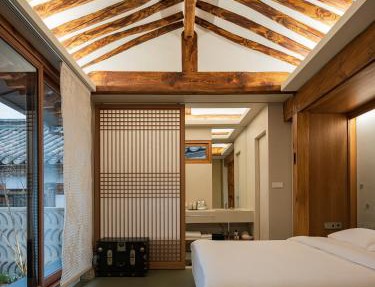 Nostalgia Hanok Hotel