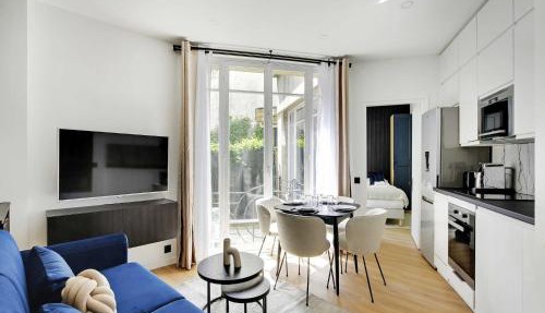 Magnificent 2BD 6P apartment - Eiffel Tower