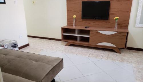 Centro da cidade, dois quartos, suite com ar