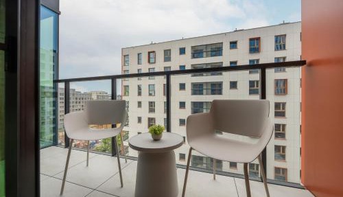 Towarowa Towers Prestigious Apartaments with AC & Parking in Warsaw by Renters Prestige