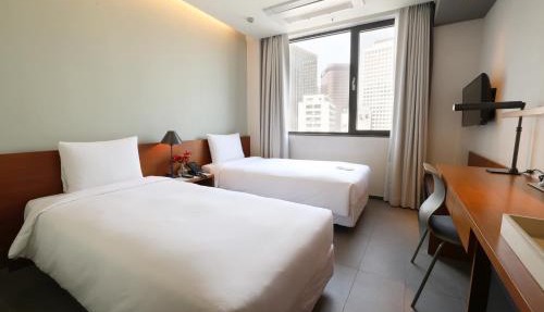 Seoul Hotel ShinShin Myeongdong