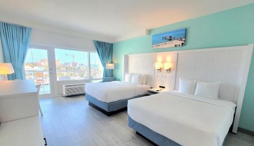 ChartHouse Clearwater Beach Marina Hotel