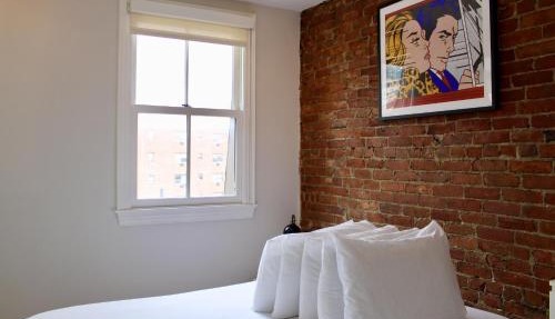Cheap, Furnished Studio in Downtown Boston #7