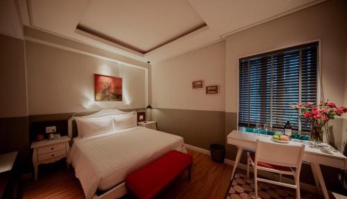Au Lac Boutique Hotel