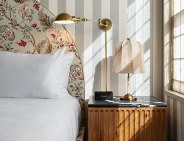 Le Petit Pali Brentwood