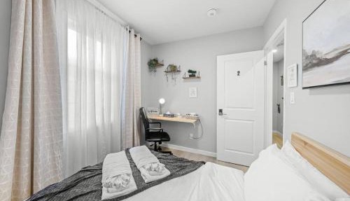 Private Cozy Room with Free Parking