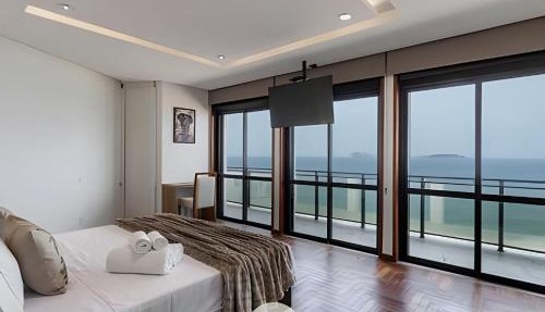 xclusive Oceanfront | Two Brothers | Ipanema