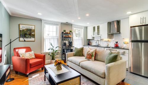Walk to Constitution Beach: Mid-Century Boston Gem