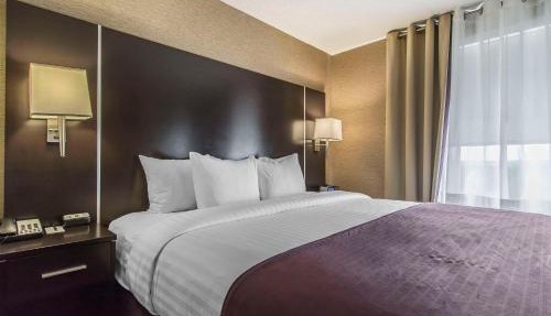 Quattro Hotel & Conf Centre, an Ascend Collection Hotel