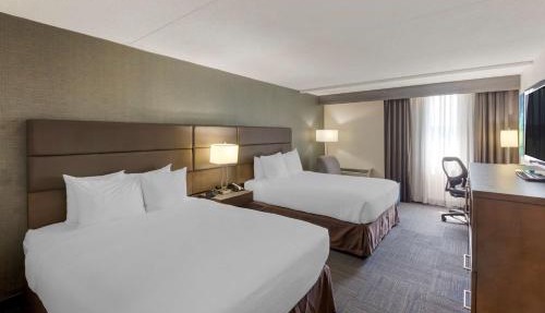 Best Western Plus Toronto Airport Hotel