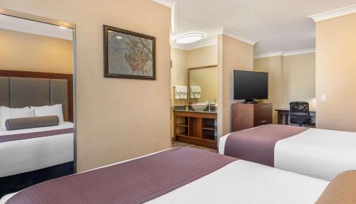 Best Western PLUS Avita Suites