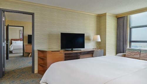 The Westin Detroit Metropolitan Airport